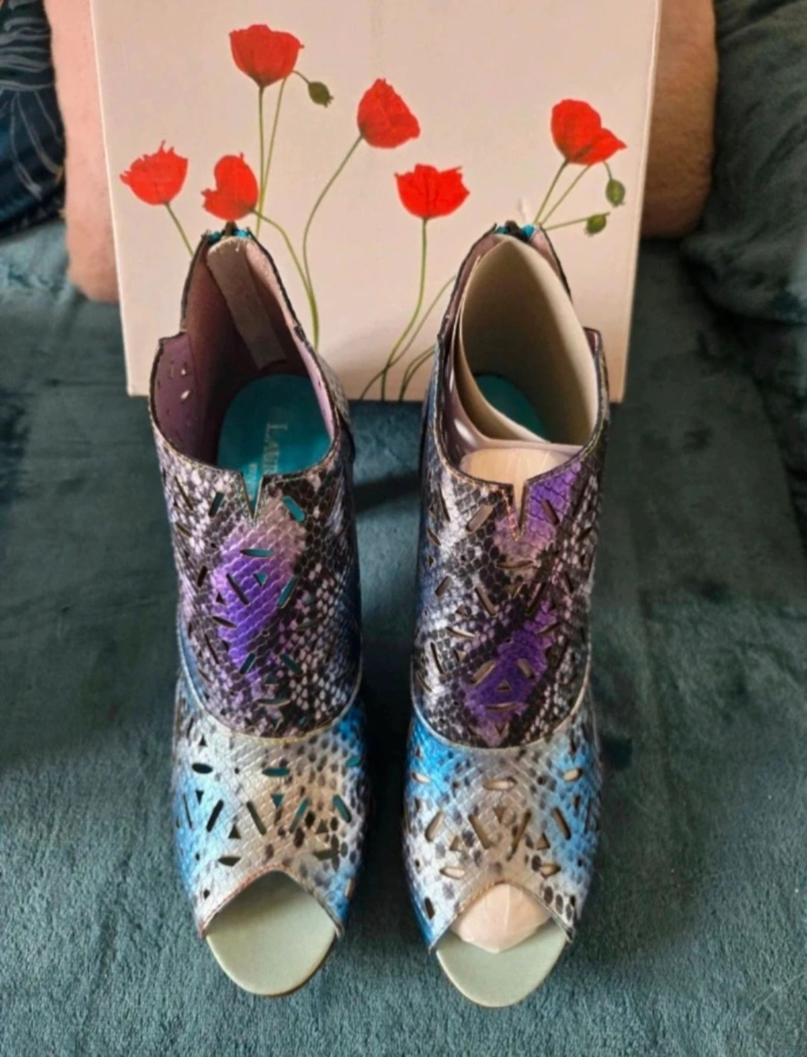 Superbes chaussures Laura Vita neuves pointure 40